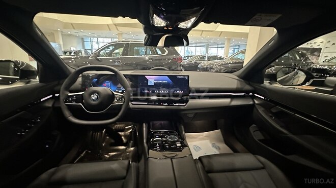 BMW i5-3