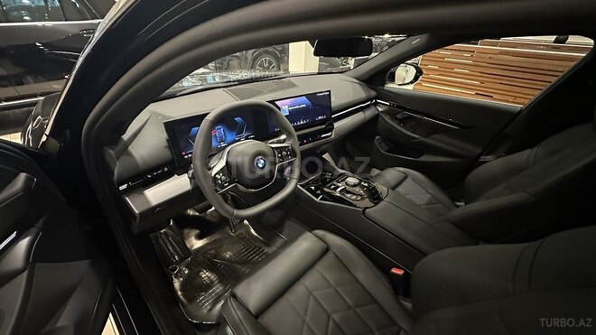 BMW i5-10