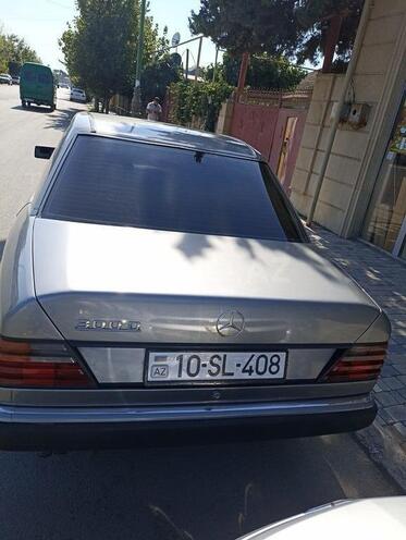 Mercedes E 300 d 1992, 89,000 km - 3.0 l - Biləsuvar