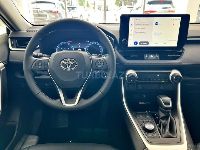 Toyota RAV4-6
