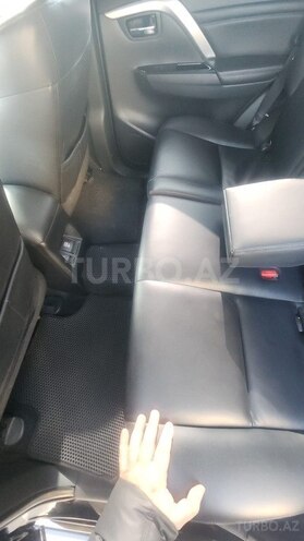 Mitsubishi Pajero Sport-3