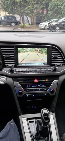Hyundai Elantra 2016, 60,000 km - 2.0 l - Bakı