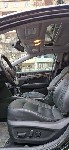 Hyundai Elantra 2016, 60,000 km - 2.0 l - Bakı