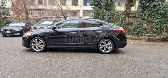 Hyundai Elantra 2016, 60,000 km - 2.0 l - Bakı