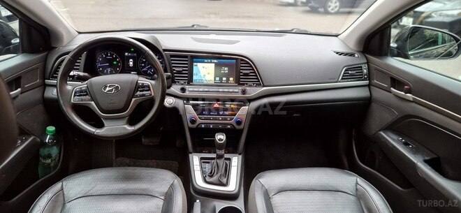 Hyundai Elantra 2016, 60,000 km - 2.0 l - Bakı