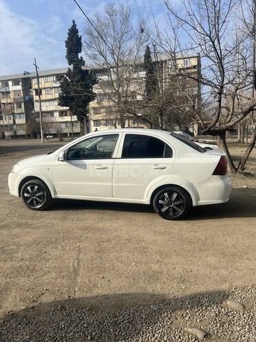 Chevrolet Aveo 2011, 200,000 km - 1.4 l - Gəncə