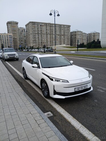 Changan Qiyuan A05 2024, 5,200 km - 1.5 l - Bakı