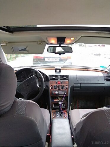 Mercedes C 200 1996, 432,000 km - 2.0 л - İsmayıllı
