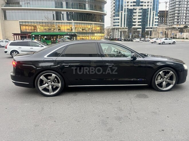 Audi A8 2014, 156,000 km - 4.0 l - Bakı