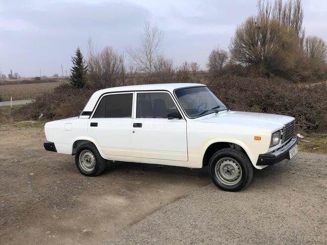 LADA (VAZ) 2107 2007, 75,000 km - 1.6 l - Sabirabad