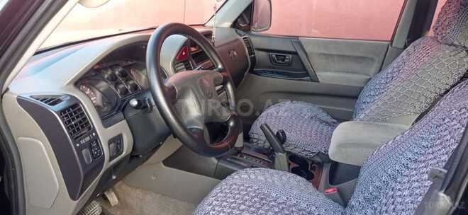 Mitsubishi Pajero 2001, 184,500 km - 3.5 l - Bakı