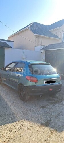 Peugeot 206 2003, 300,000 km - 1.6 l - Bakı