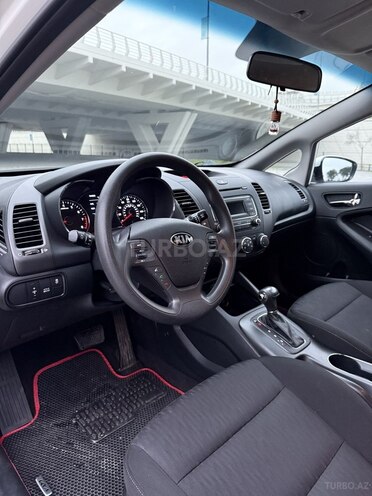 Kia Cerato-13
