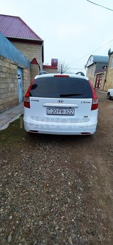 Hyundai i30 2011, 135,000 km - 1.4 л - Şəmkir