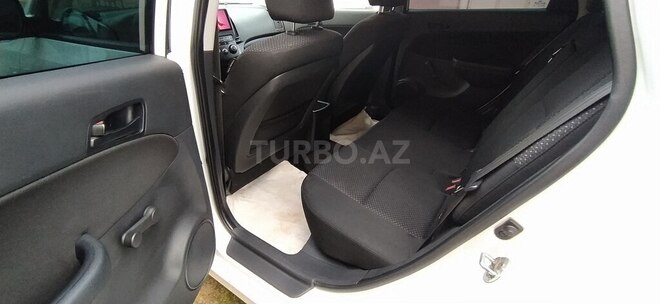 Hyundai i30 2011, 135,000 km - 1.4 л - Şəmkir