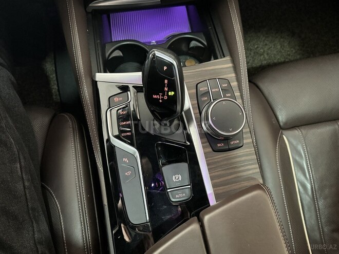 BMW 520 2017, 160,000 km - 2.0 l - Bakı