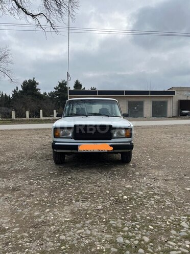 LADA (VAZ) 2107 2009, 95,000 km - 1.6 л - Xudat