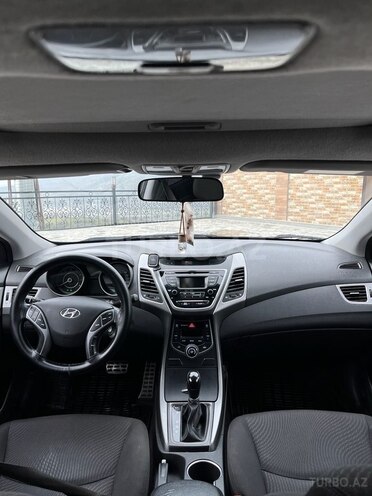 Hyundai Elantra 2015, 116,500 km - 1.8 л - Ağsu