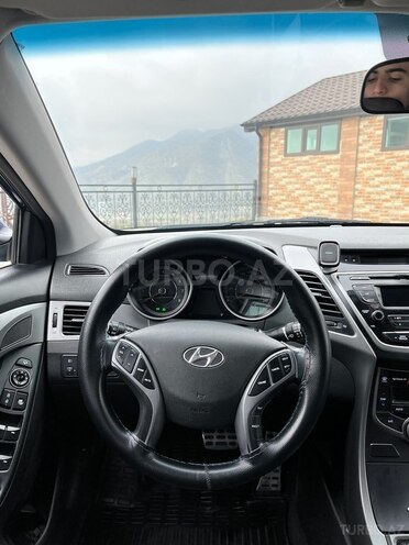 Hyundai Elantra 2015, 116,500 km - 1.8 л - Ağsu