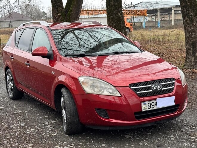Kia Ceed 2007, 267,000 km - 1.6 l - Qəbələ