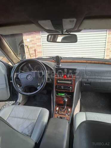 Mercedes C 240 2000, 376,000 km - 2.4 l - Salyan