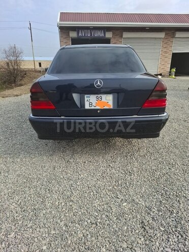 Mercedes C 240 2000, 376,000 km - 2.4 l - Salyan