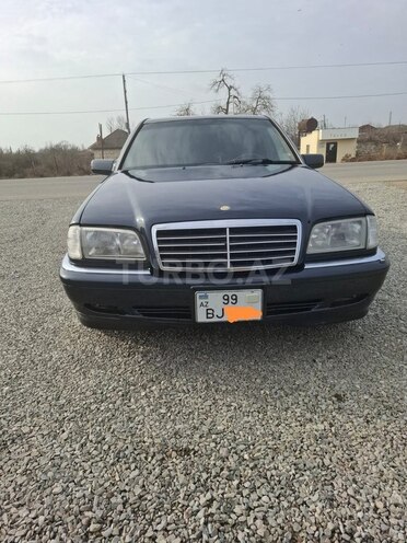 Mercedes C 240 2000, 376,000 km - 2.4 l - Salyan