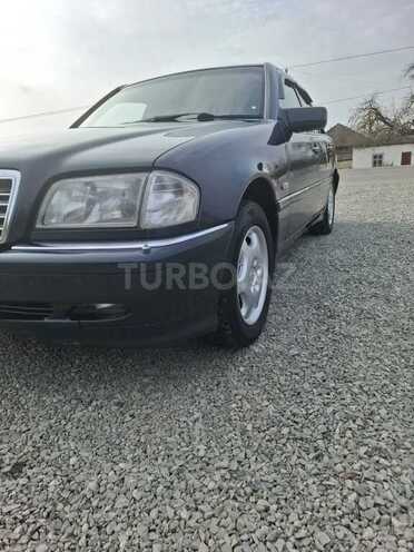 Mercedes C 240 2000, 376,000 km - 2.4 l - Salyan