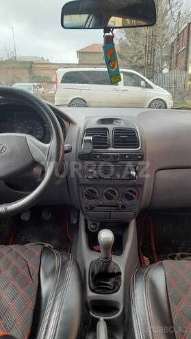Hyundai Accent 2005, 450,000 km - 1.5 l - Bakı