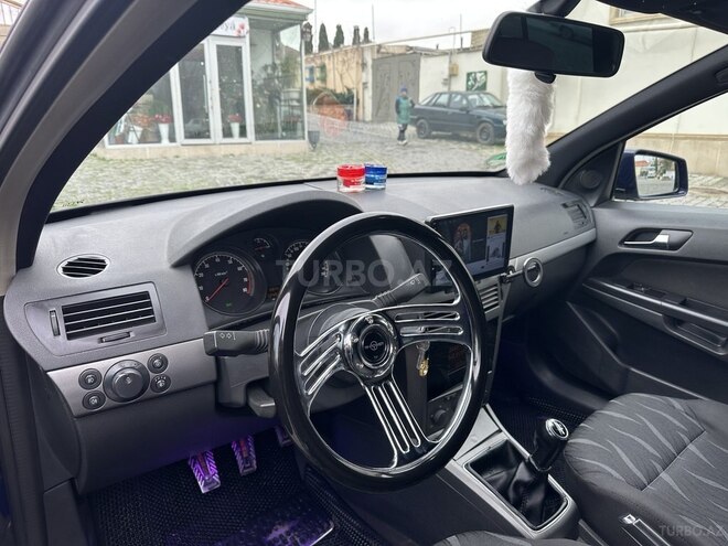 Opel Astra 2004, 212,000 km - 1.4 l - Bakı