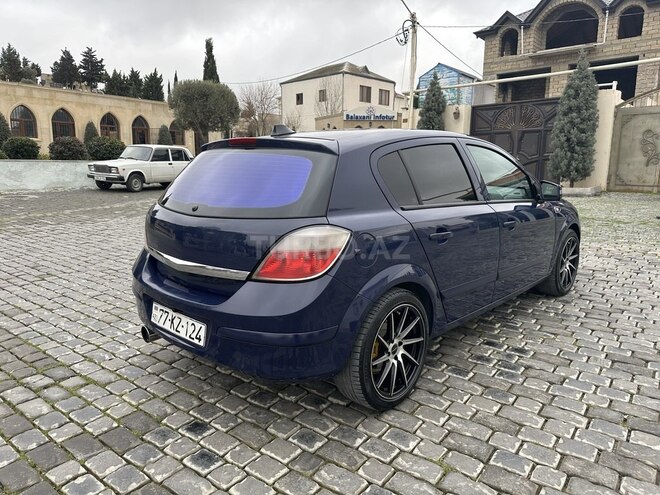 Opel Astra 2004, 212,000 km - 1.4 l - Bakı