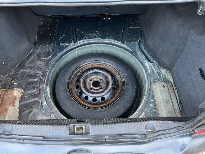 Opel Vectra 1997, 321,000 km - 1.6 l - Qazax