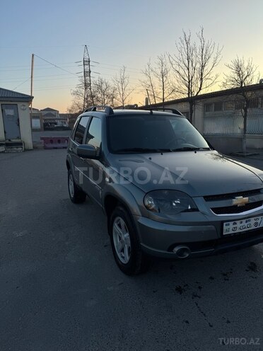 Chevrolet Niva 2018, 138,000 km - 1.7 л - Bakı