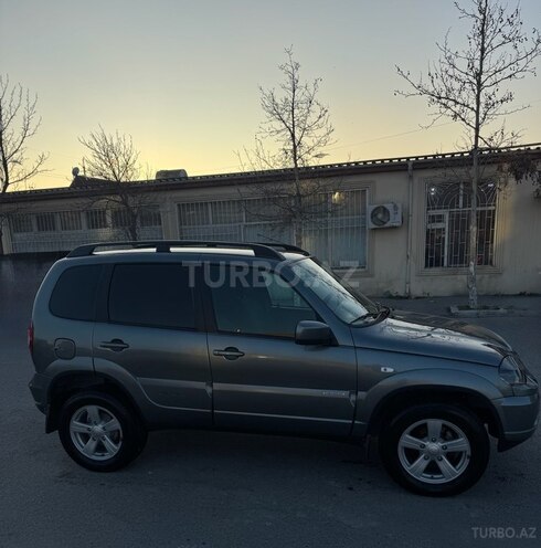 Chevrolet Niva 2018, 138,000 km - 1.7 л - Bakı