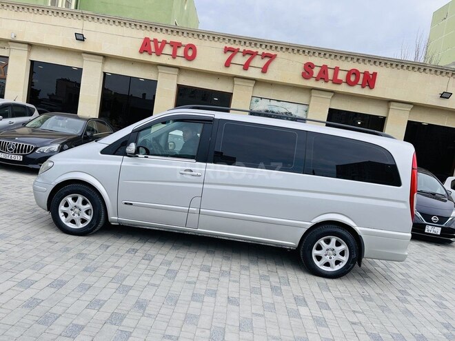 Mercedes Viano-5