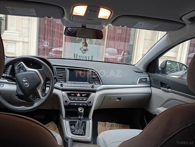 Hyundai Elantra 2016, 193,121 km - 2.0 l - Bakı