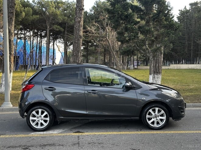Mazda 2 2014, 173,000 km - 1.5 l - Sumqayıt