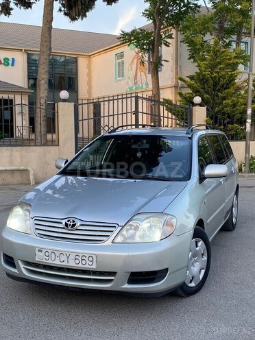 Toyota Corolla 2006, 300,000 km - 1.4 l - Bakı