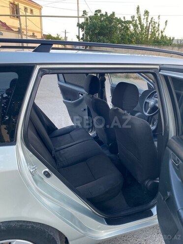 Toyota Corolla 2006, 300,000 km - 1.4 l - Bakı