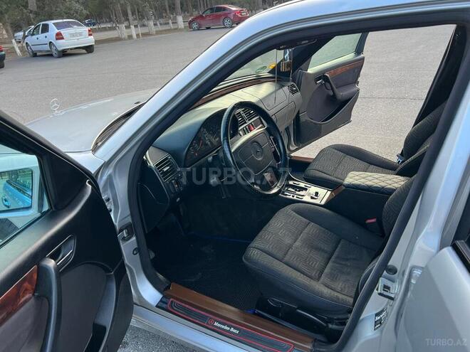 Mercedes C 200 1999, 267,342 km - 2.0 л - Sumqayıt