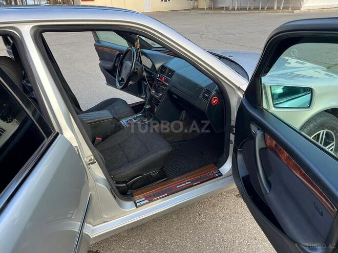 Mercedes C 200 1999, 267,342 km - 2.0 л - Sumqayıt