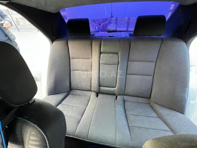 Mercedes C 200 1999, 267,342 km - 2.0 л - Sumqayıt