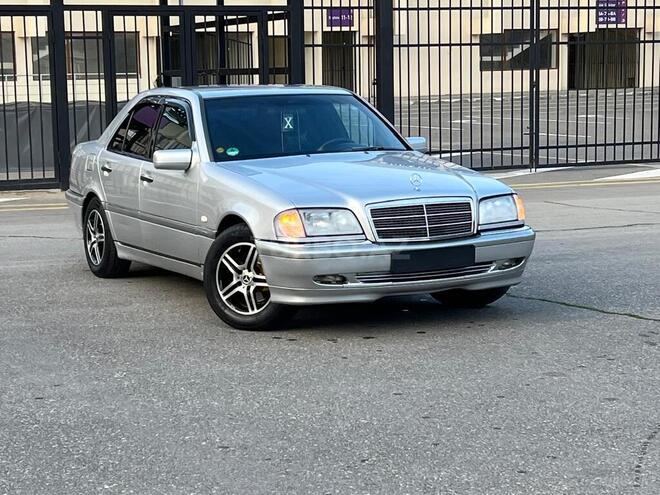 Mercedes C 200 1999, 267,342 km - 2.0 л - Sumqayıt