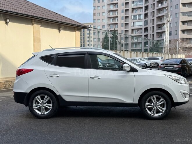 Hyundai ix35 2013, 105,420 km - 2.0 l - Bakı