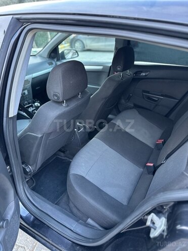 Opel Astra 2006, 240,000 km - 1.4 l - Bakı
