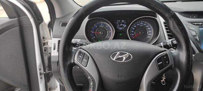 Hyundai Avante 2013, 113,000 km - 1.6 l - Naxçıvan