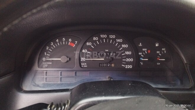 Opel Vectra 1994, 470,000 km - 2.0 l - Bakı