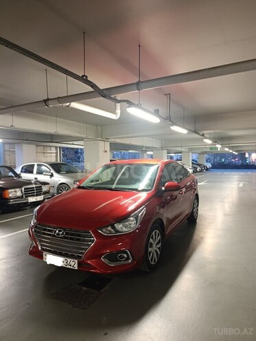 Hyundai Accent 2018, 160,000 km - 1.6 l - Bakı