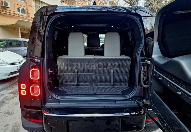 Land Rover Defender 2020, 65,800 km - 2.0 l - Bakı