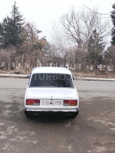 LADA (VAZ) 2107 2004, 95,000 km - 1.6 l - Salyan
